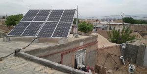 اشتغالزایی برای مددجویان لارستان با راه‌اندازی نیروگاه خورشیدی