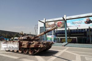نگاهی به نمایشگاه دستاوردهای دفاع مقدس در مشهد