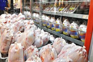 ورود ۹۰ تن گوشت گرم مرغ به بازار زنجان و رفع دغدغه مصرف‌کنندگان