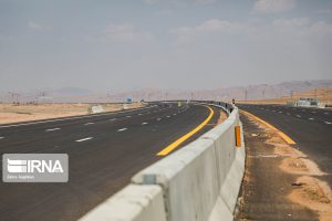 فارس و توسعه یک هزار و ۱۸۷ کیلومتر بزرگراه و راه‌اصلی