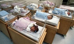 معمای کاهش نرخ تولد در جهان؛ چرا زنان با افزایش زاد و ولد مخالف‌اند؟
