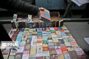 بساط‌گستران؛ زخم کهنه بازار کتاب